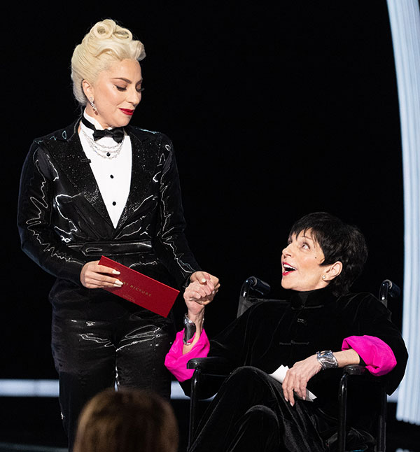 Gaga-and-Liza-2022-Oscars